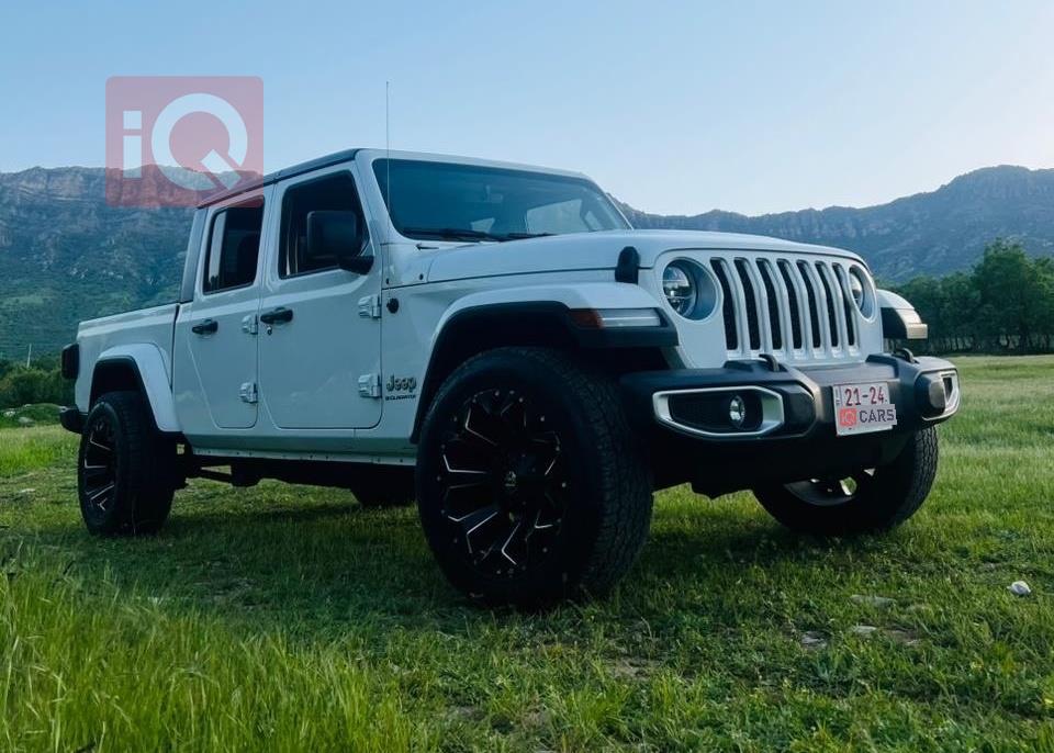 جیپ گلادیەتەر